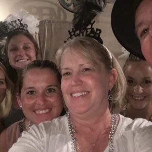 Meet your Posher, Debbie